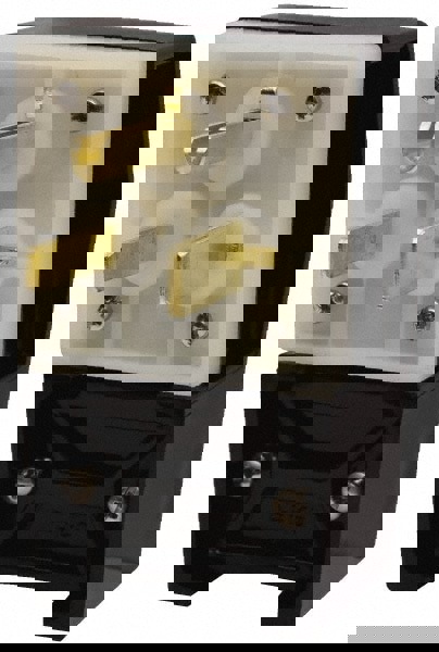 Straight Blade Plug: 6-50P, 250VAC, Black & White